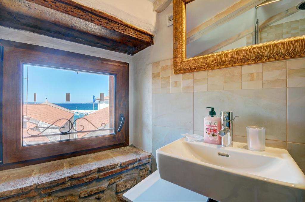 Apartment Etta Fažana Cameră foto