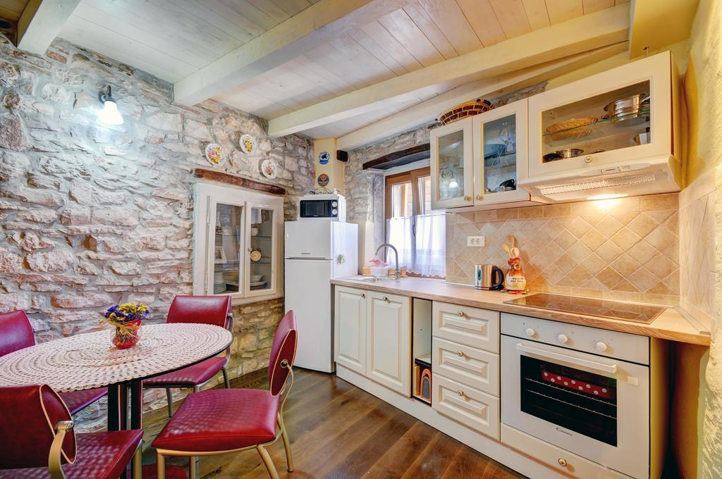 Apartment Etta Fažana Cameră foto